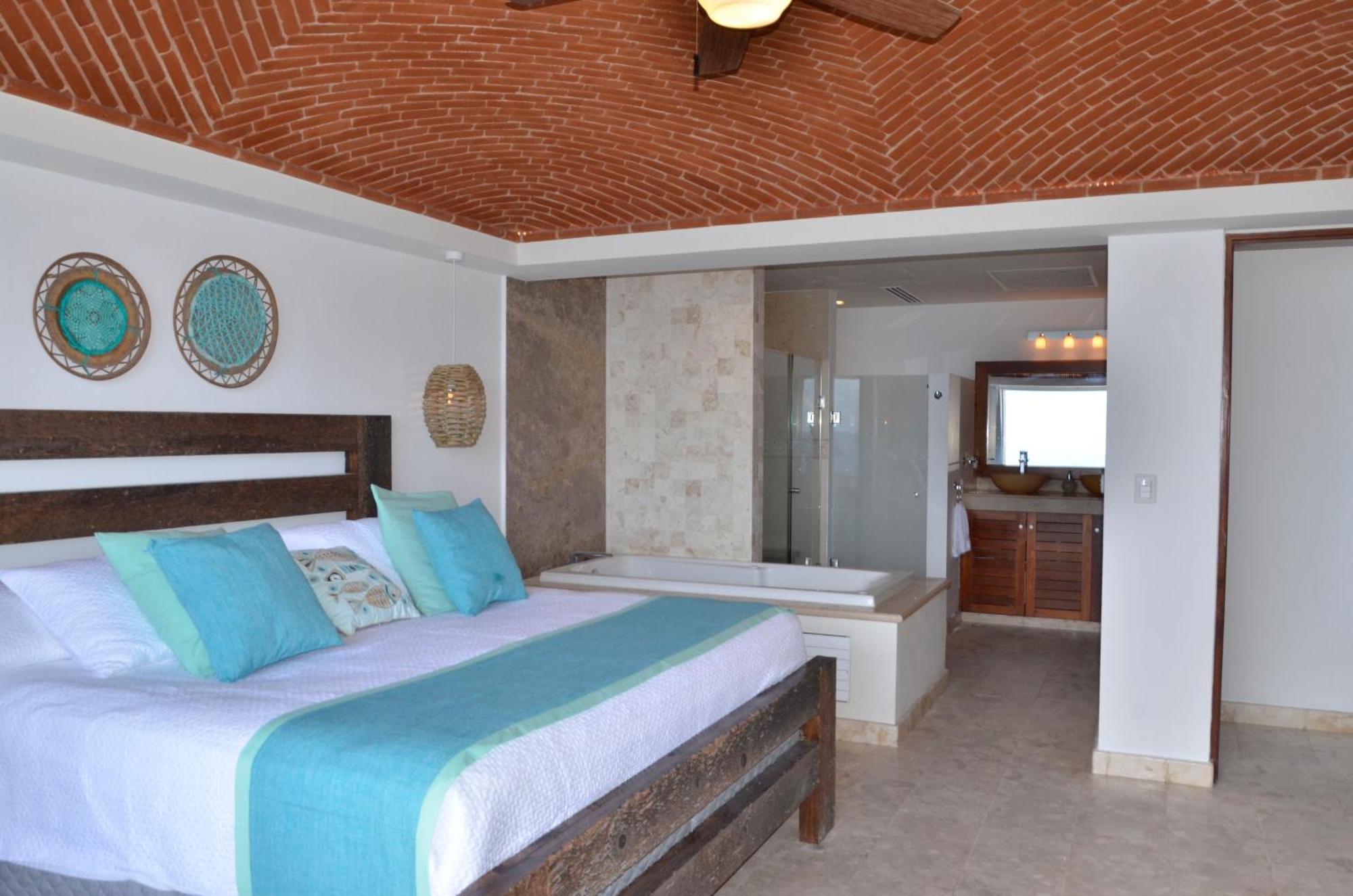 Isla Serena Apartment